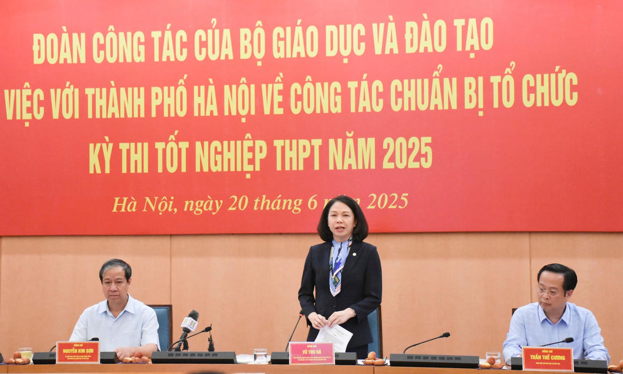 z6724996479528_9558237f9dbcef2eb2dd5ce126b8a3ce.jpg