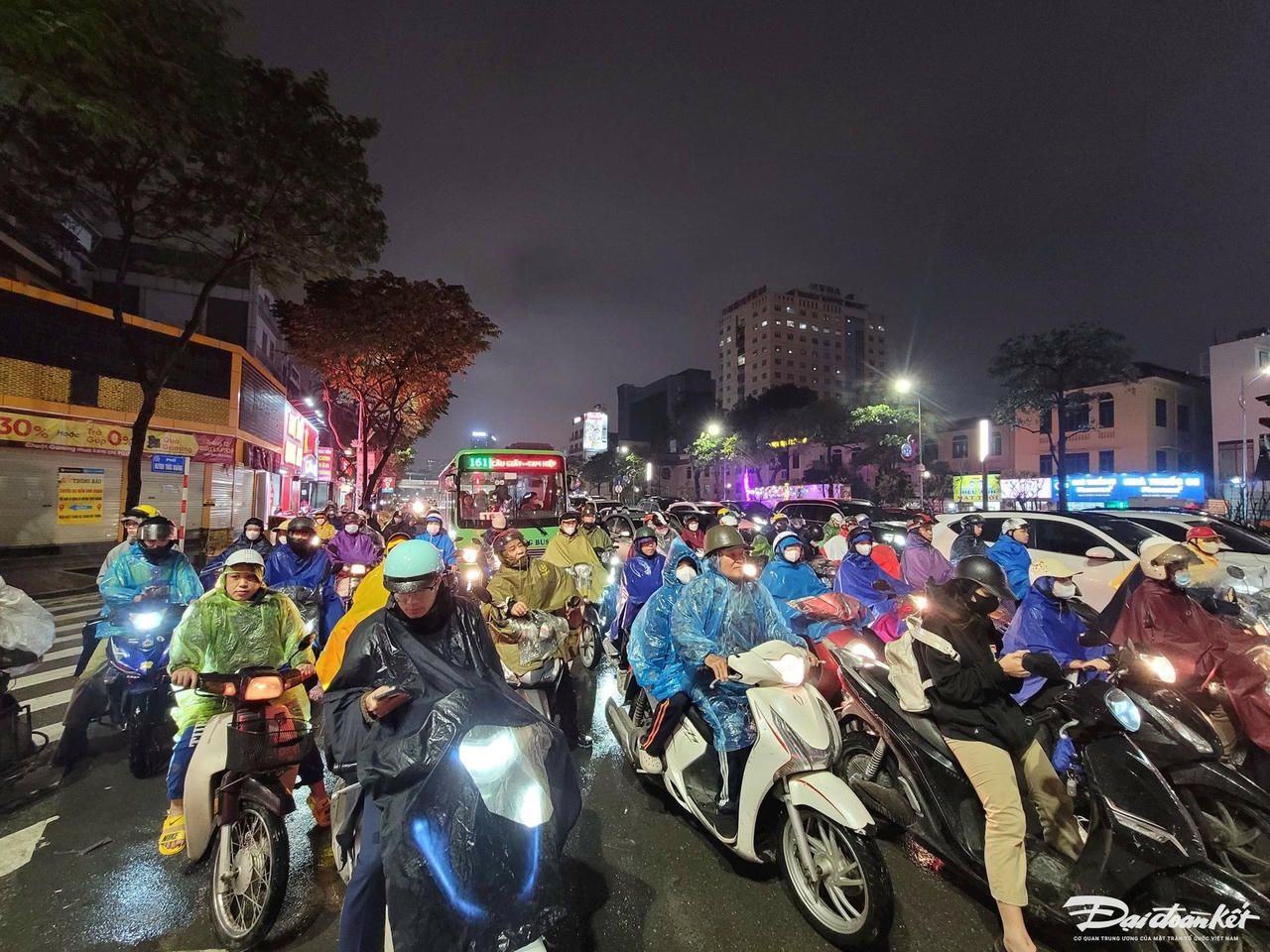 xh-tt-mua-ret-quoc-thanh-2.jpg