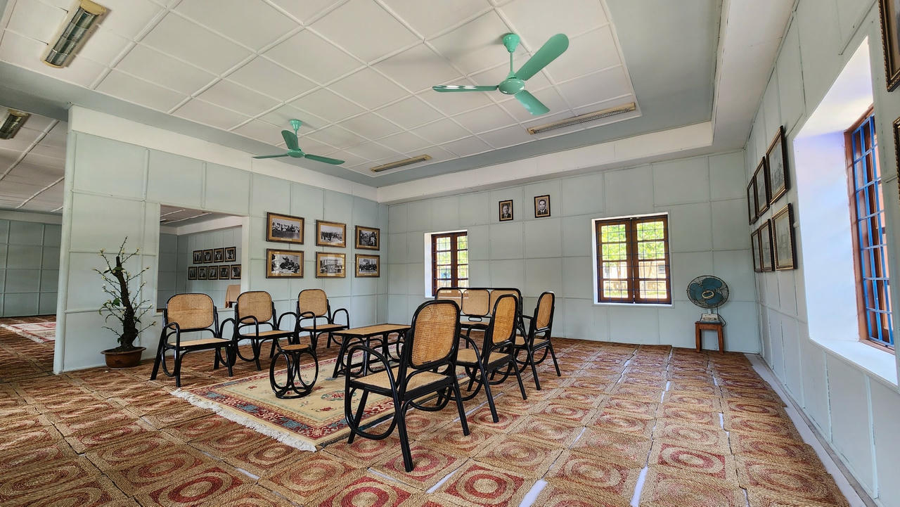 Từ năm 1973 - 1975, tại đây, Chính phủ Cách mạng lâm thời đã có nhiều hoạt động trên trường quốc tế như: đón tiếp các Đại sứ đến đặt quan hệ ngoại giao, các đoàn khách quốc tế đến thăm và làm việc; đi thăm các nước và tham gia phong trào tiến bộ trên thế giới; ra tuyên bố vạch trần âm mưu của Mỹ giúp chính quyền Sài Gòn vi phạm hiệp định Pari, gây tội ác với Nhân dân ta; cử các đoàn đại biểu, các đoàn thể đi dự các Hội nghị quốc tế, vận động các nước tiếp tục ủng hộ Nhân dân Việt Nam…