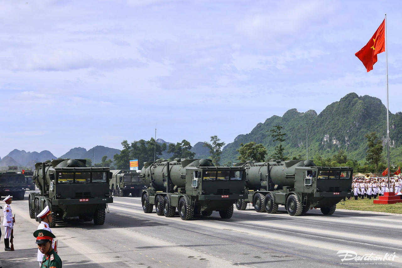 vinh6237.jpg