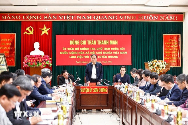 Chủ tịch Quốc hội Trần Thanh Mẫn phát biểu. (Ảnh: Doãn Tấn/TTXVN) ttxvn-chu-tich-quoc-hoi-tran-thanh-man-lam-viec-voi-lanh-dao-chu-chot-tinh-tuyen-quang-1803-1.jpg