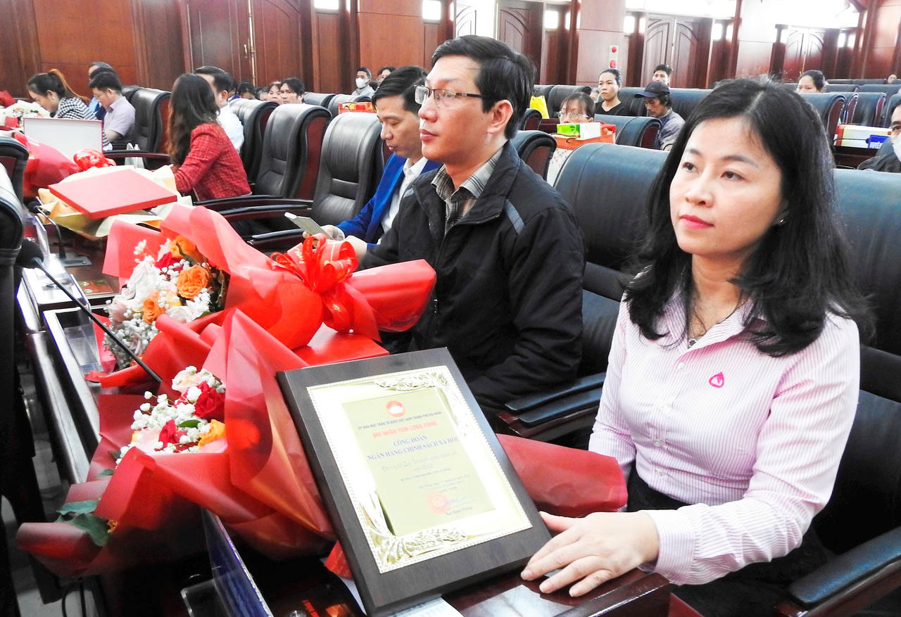 d.-ngan-hang9799.jpg