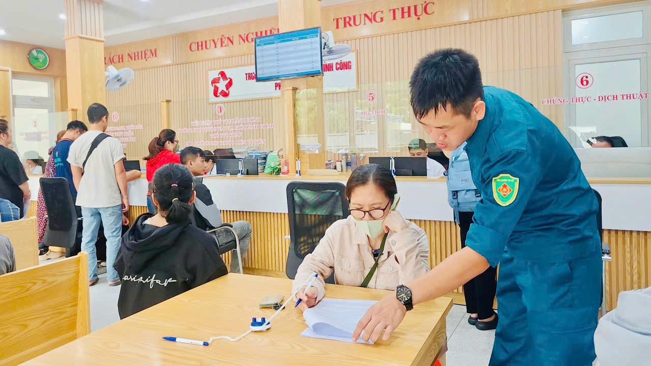 TRUNG TAM 2