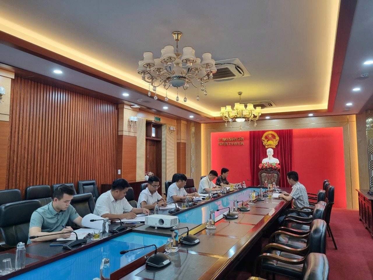 cho-dong-xuan.jpg