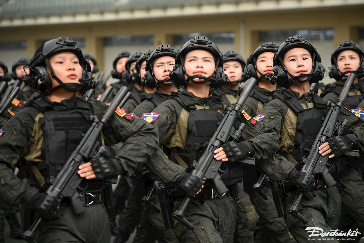 ky-niem-50-nam-canh-sat-co-dongntd_8008.jpg