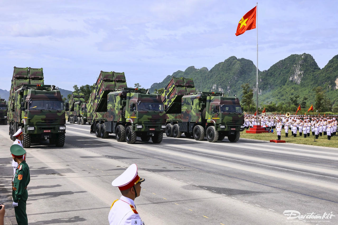 vinh6243.jpg