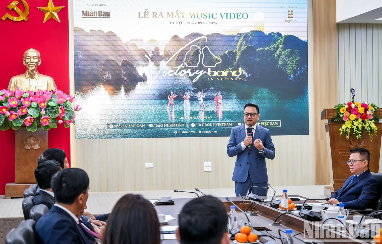 Ra mắt MV