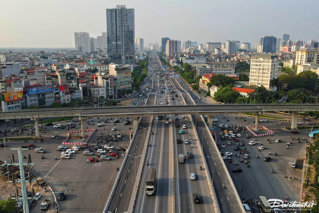 cau_vuot_mai_dich-le-khanh30.jpg