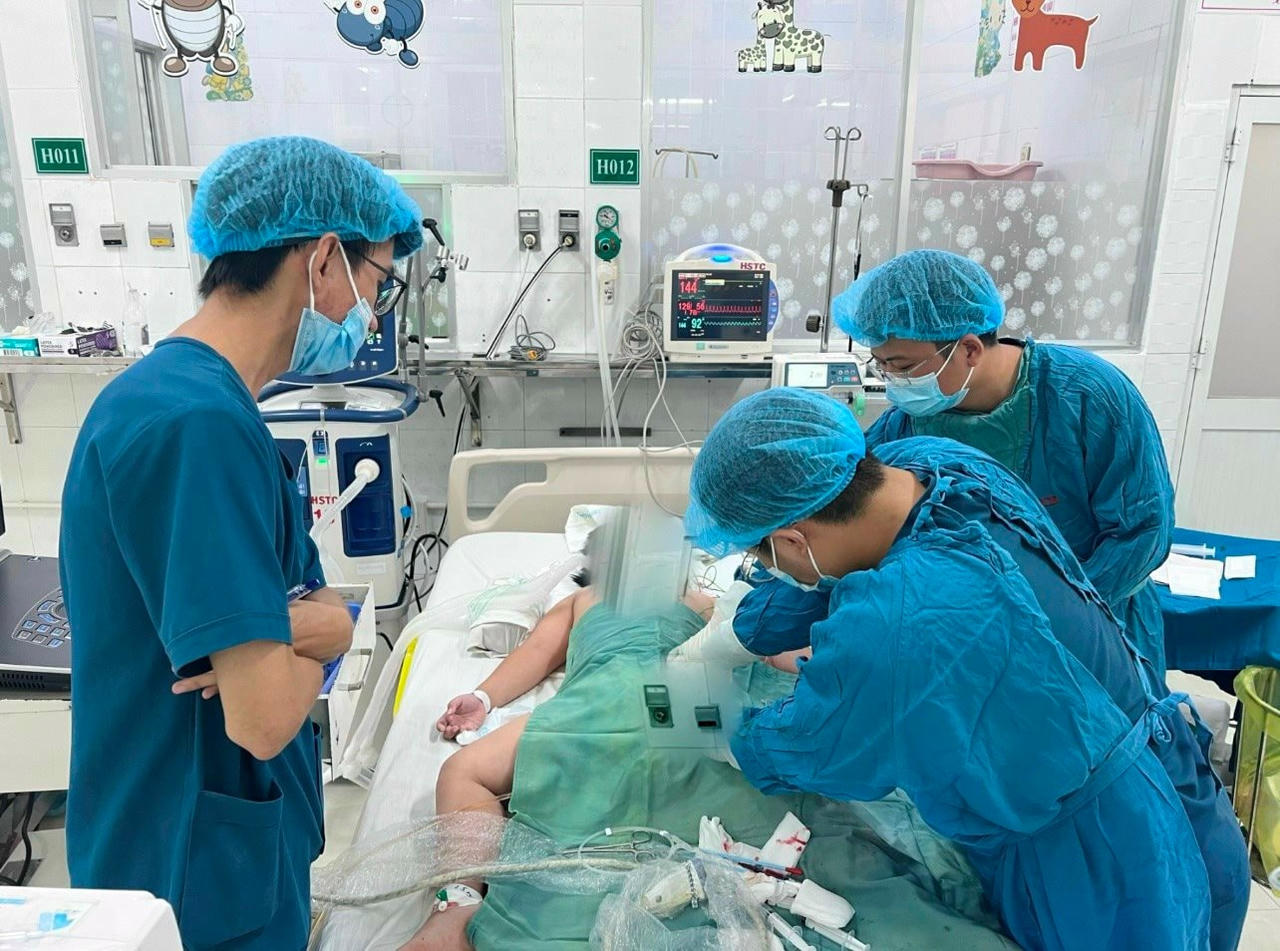anh-2-ngo-doc.jpg