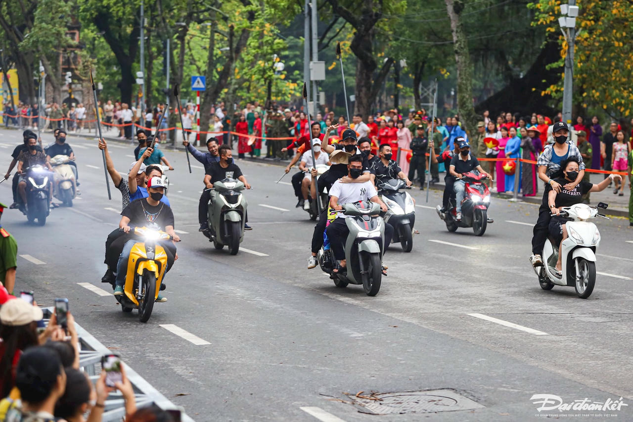 diễu binh99