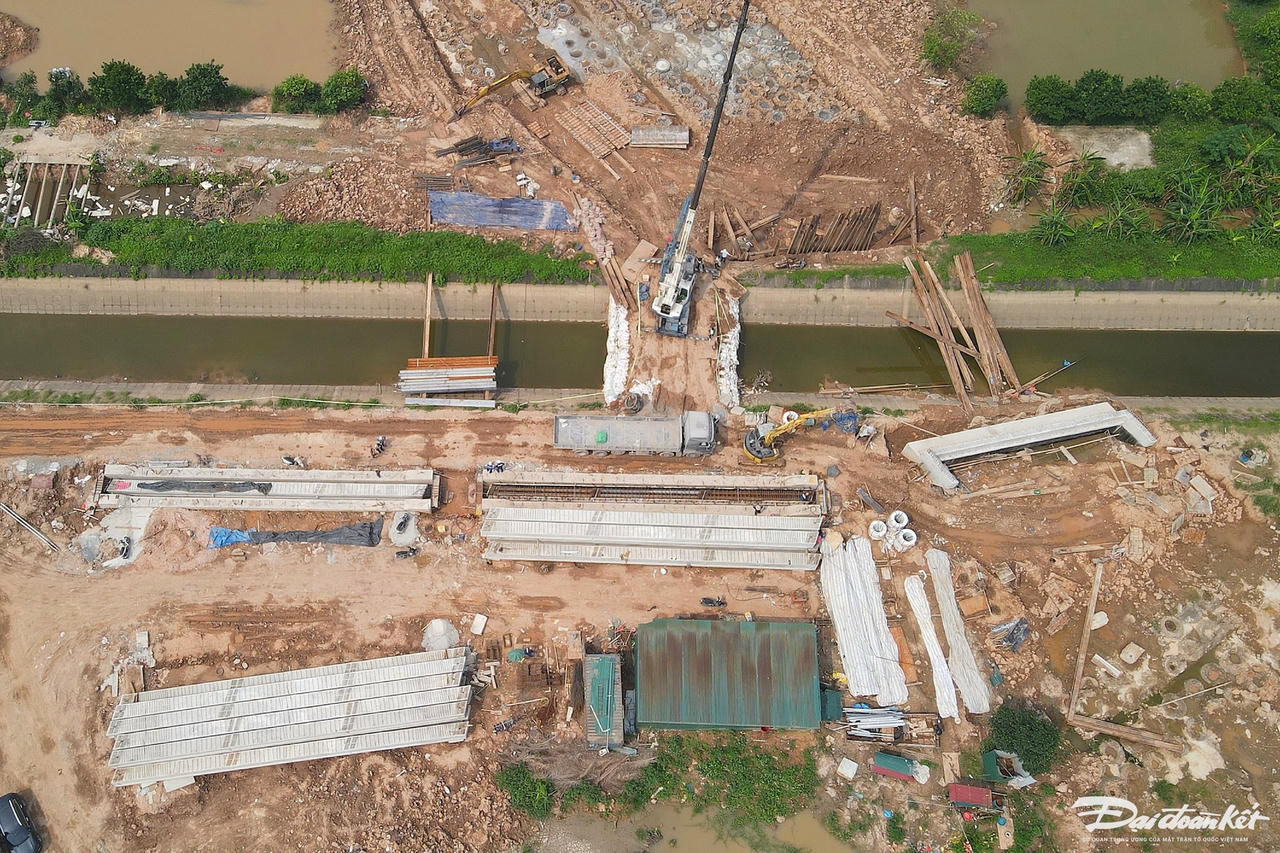 vanh_dai_4-le-khanh10.jpg