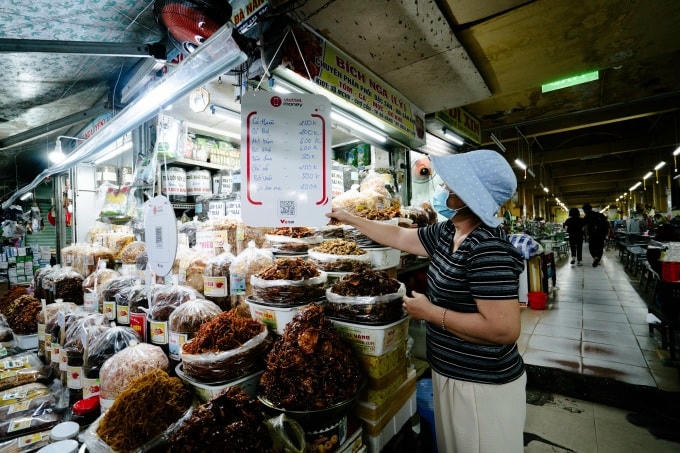 Người dùng có thể sử dụng dịch vụ mọi lúc mọi nơi, ngay cả khi không có kết nối internet. Ảnh: Viettel