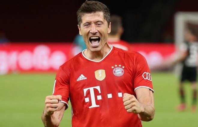 Robert Lewandowski là cầu thủ xuất sắc nhất năm của UEFA, FIFA