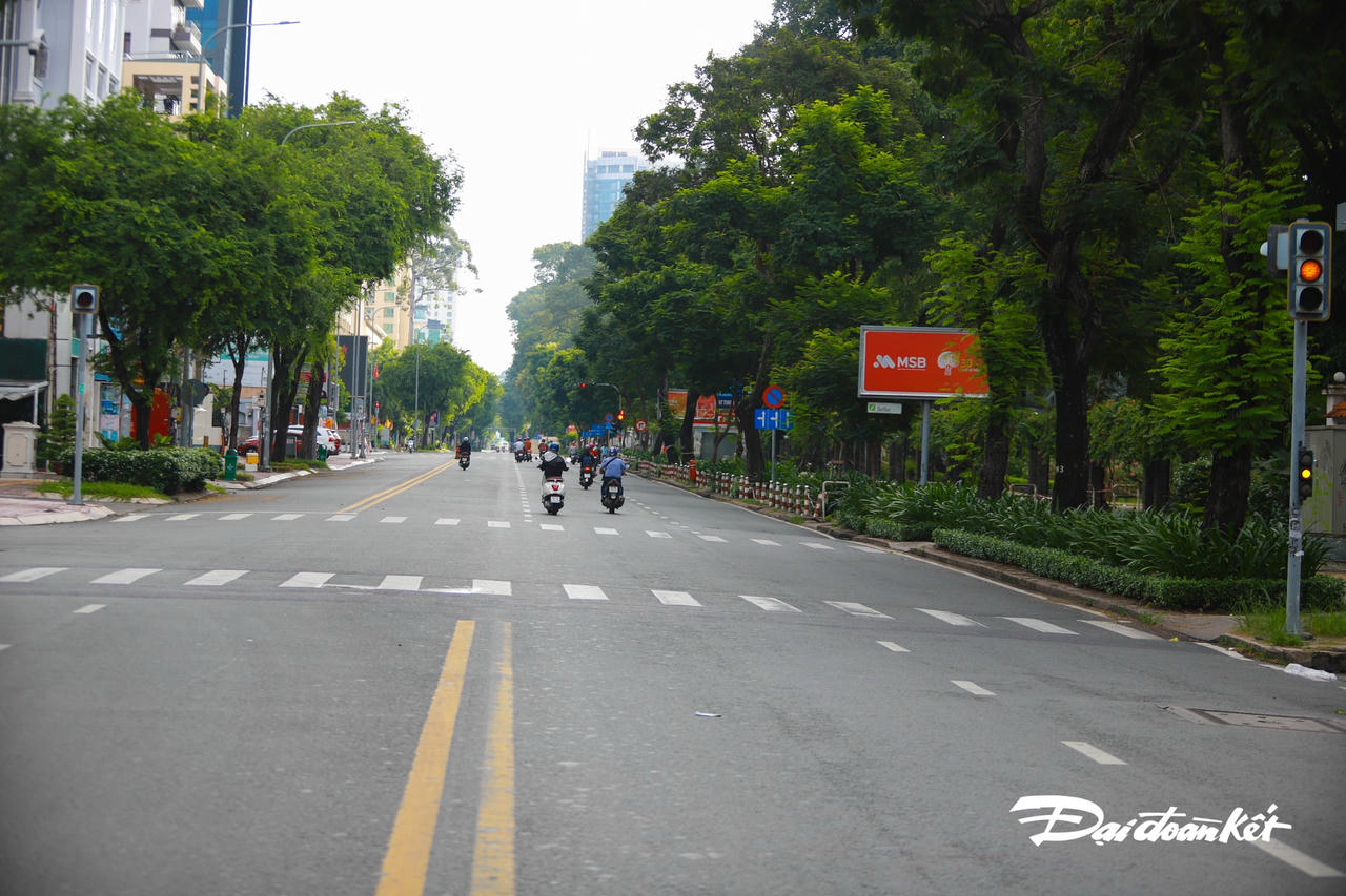Đường Nguyễn Thị Minh Khai, Quận 3.