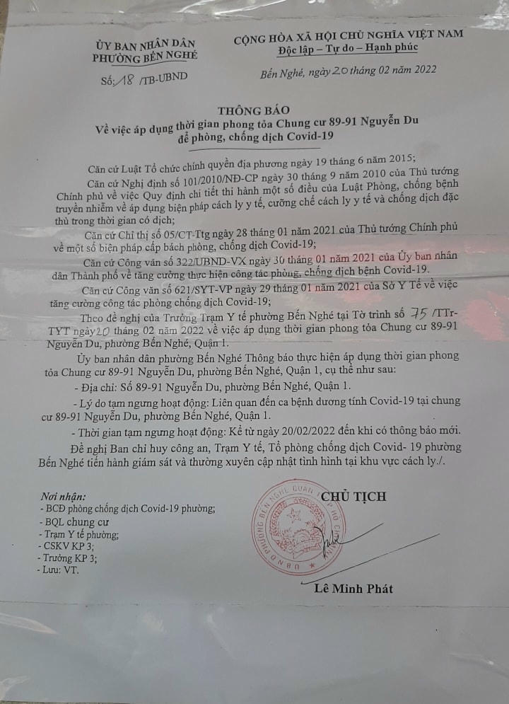 Hiện chính quyền đã dỡ bỏ phong tỏa tạm thời sau thông báo phong tỏa chung cư 89 - 91 Nguyễn Du của UBND phường Bến Nghé vào cùng ngày 21/2.