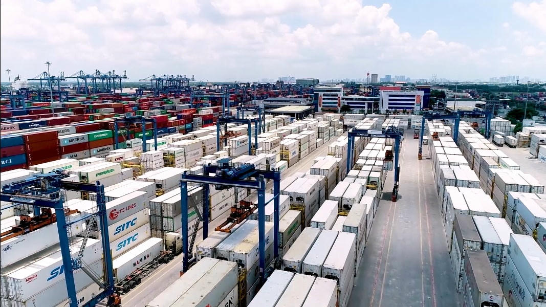 DN lo ngại việc thu phí cảng biển trong bối cảnh khó khăn là rào cản trong phát triển.