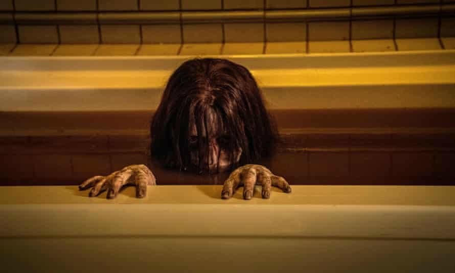The Grudge là bản làm lại của Mỹ từ bản gốc của Nhật Bản.