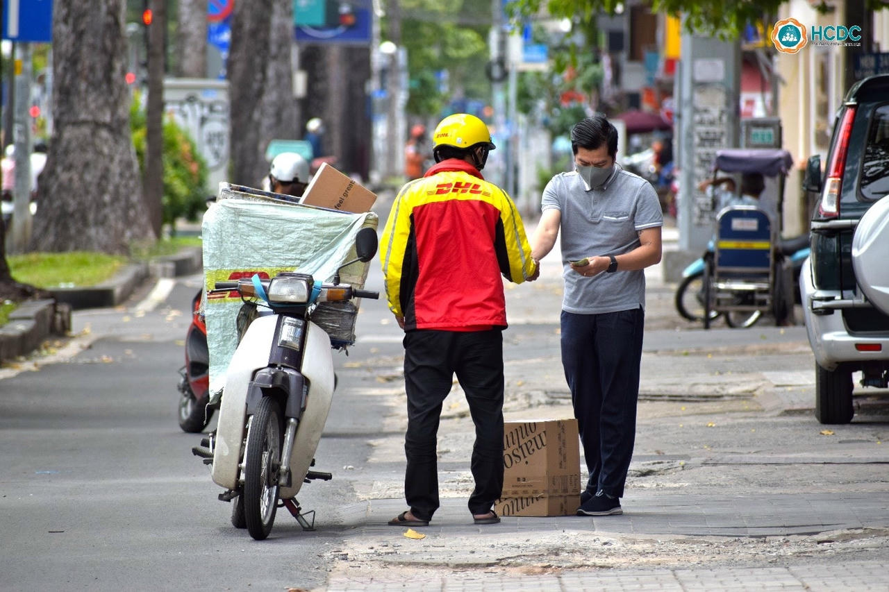 Cho giao hàng liên quận cũng tăng lượng người lưu thông.