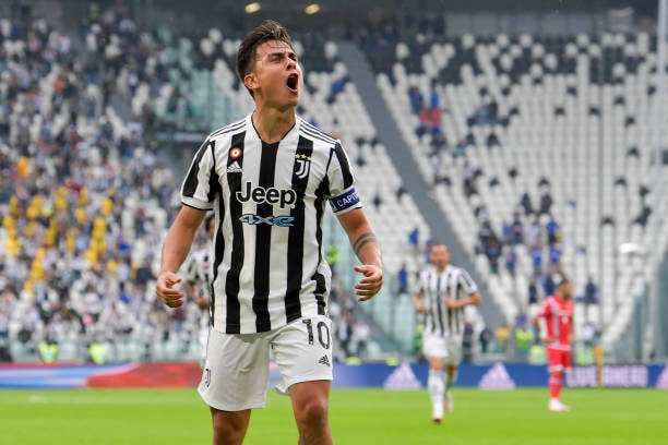 Dybala mở tỉ số trận đấu.