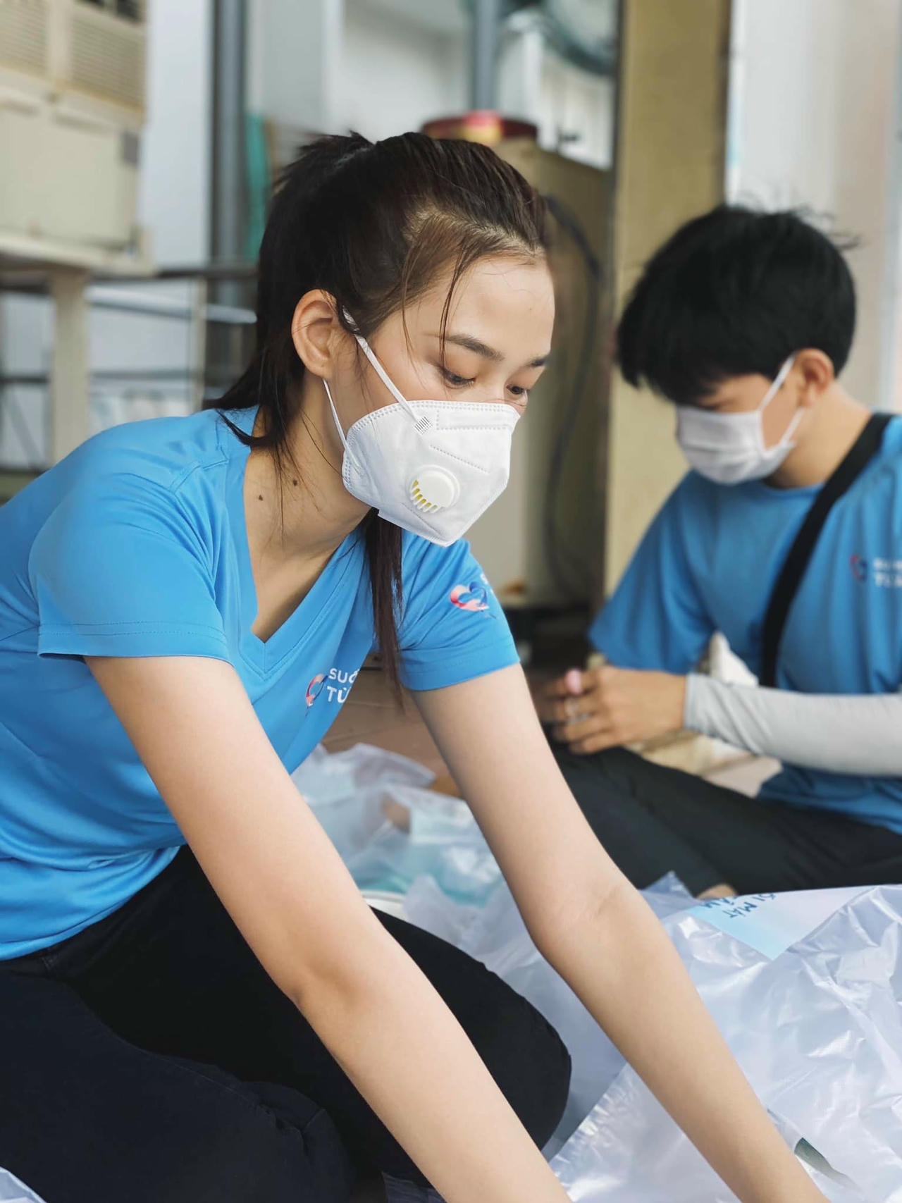 Trong thời gian dịch bệnh Đỗ Thị Hà luôn tích cực trong các hoạt động thiện nguyện.