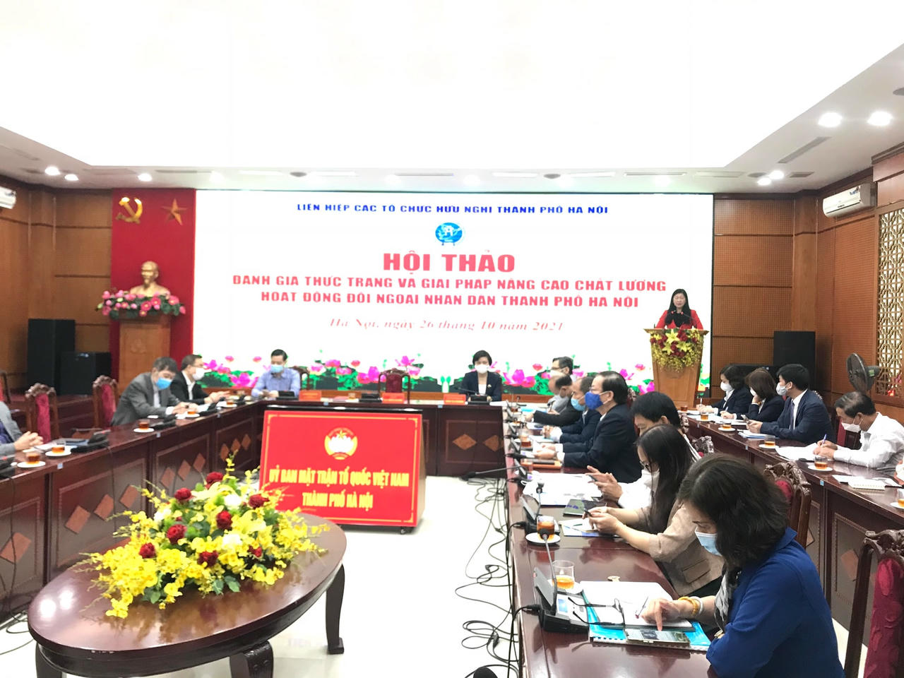 Quang cảnh hội nghị. 