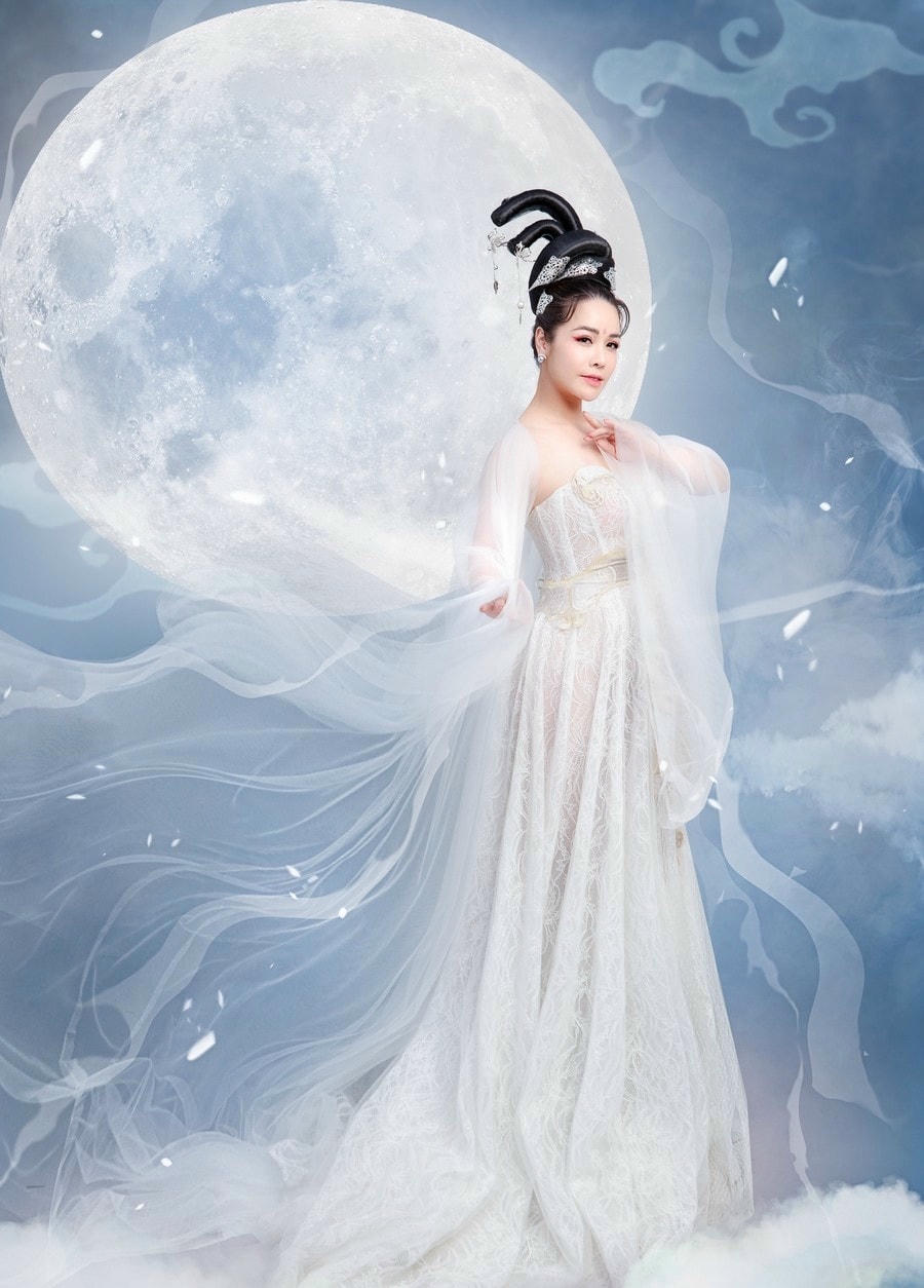 Hằng Nga Nhật Kim Anh cũng tỏa sáng không kem.