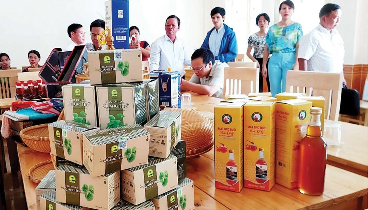 giảm nghèo 2 - ảnh T.L