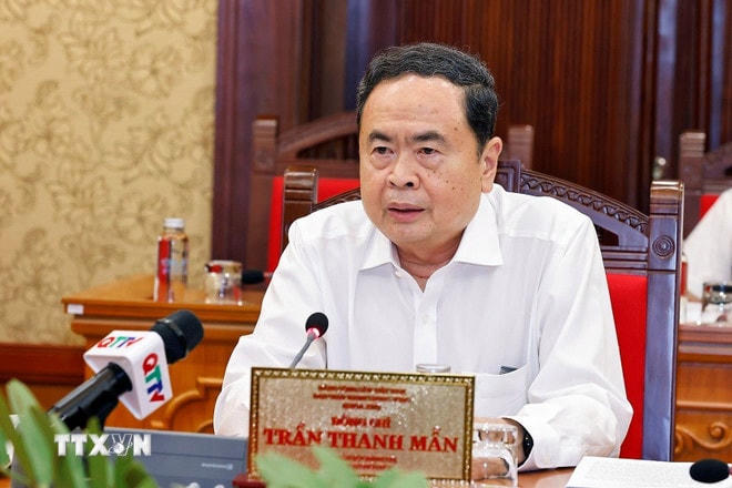 Chủ tịch Quốc hội Trần Thanh Mẫn phát biểu. (Ảnh: Doãn Tấn/TTXVN) ttxvn-chu-tich-quoc-hoi-tran-thanh-man-chu-tri-lam-viec-voi-ban-thuong-vu-tinh-uy-quang-tri-0809-2.jpg