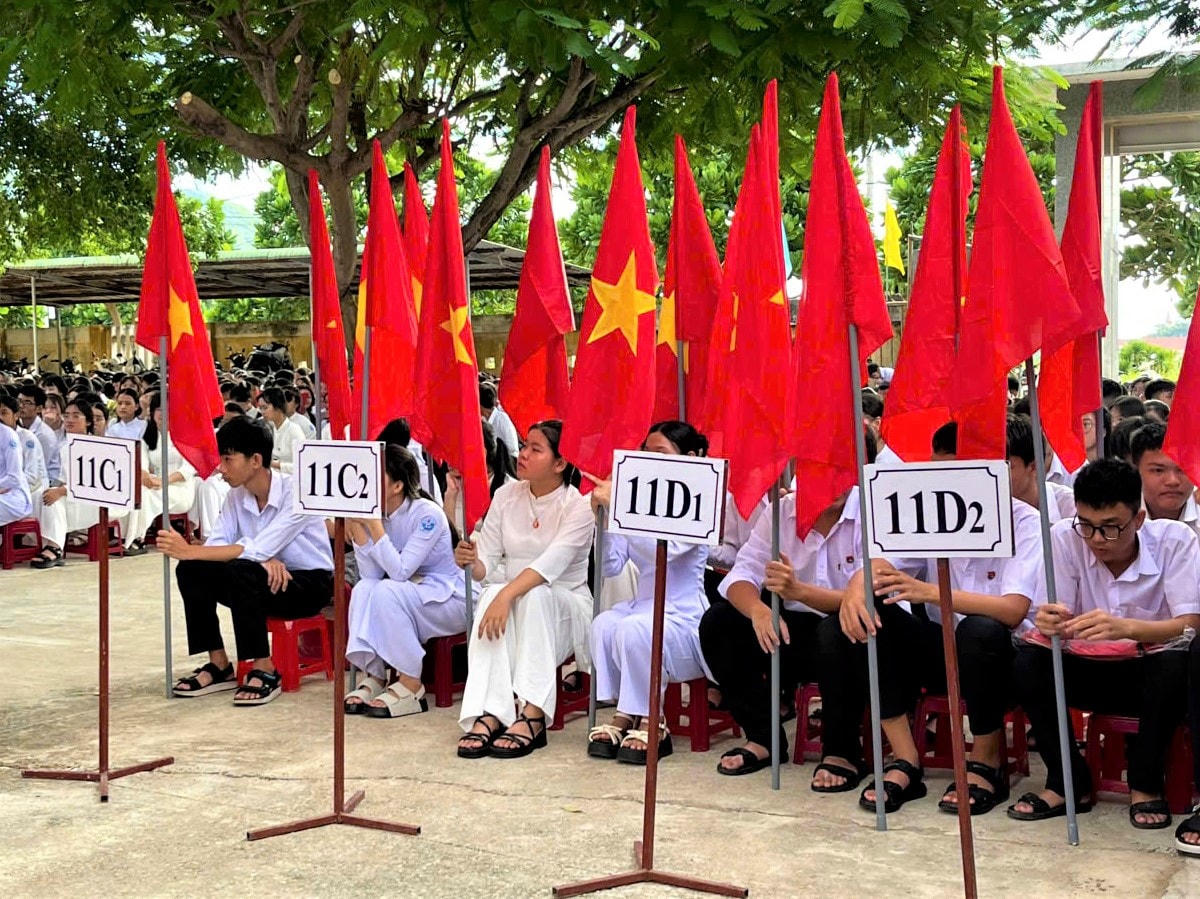 TRUONG HOC