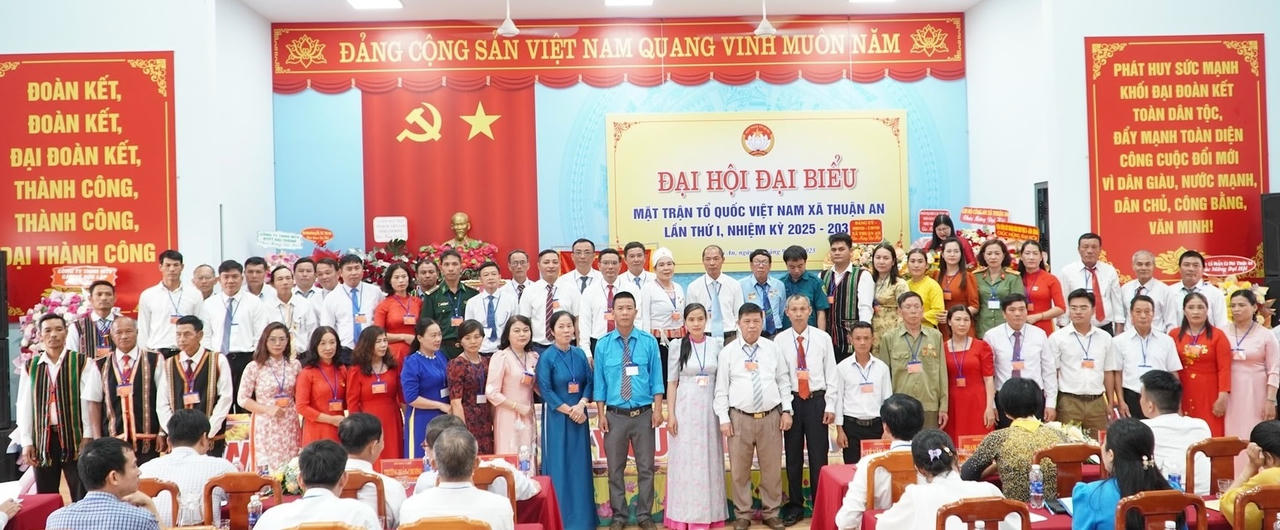 Uỷ ban MTTQ Việt Nam xã Thuận An khóa I, nhiệm kỳ 2025 -2023  ra mắt Đại hội. (Ảnh H.L)