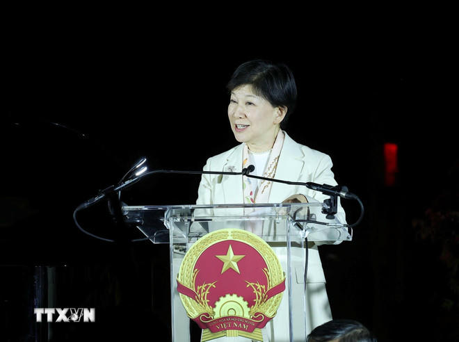  Phó Tổng Thư ký kiêm Đại diện cao cấp của Liên hợp quốc về giải trừ quân bị Izumi Nakamitsu dự và phát biểu chúc mừng. (Ảnh: Lâm Khánh/TTXVN) 