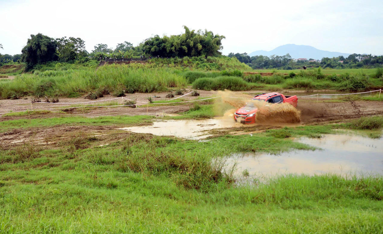 Sôi động Giải trình diễn xe địa hình Tuyên Quang năm 2025