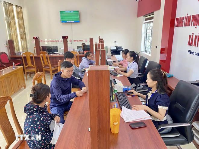 Trung tâm phục vụ hành chính công xã Kỳ Thượng (tỉnh Hà Tĩnh). (Ảnh: Hữu Quyết/TTXVN).