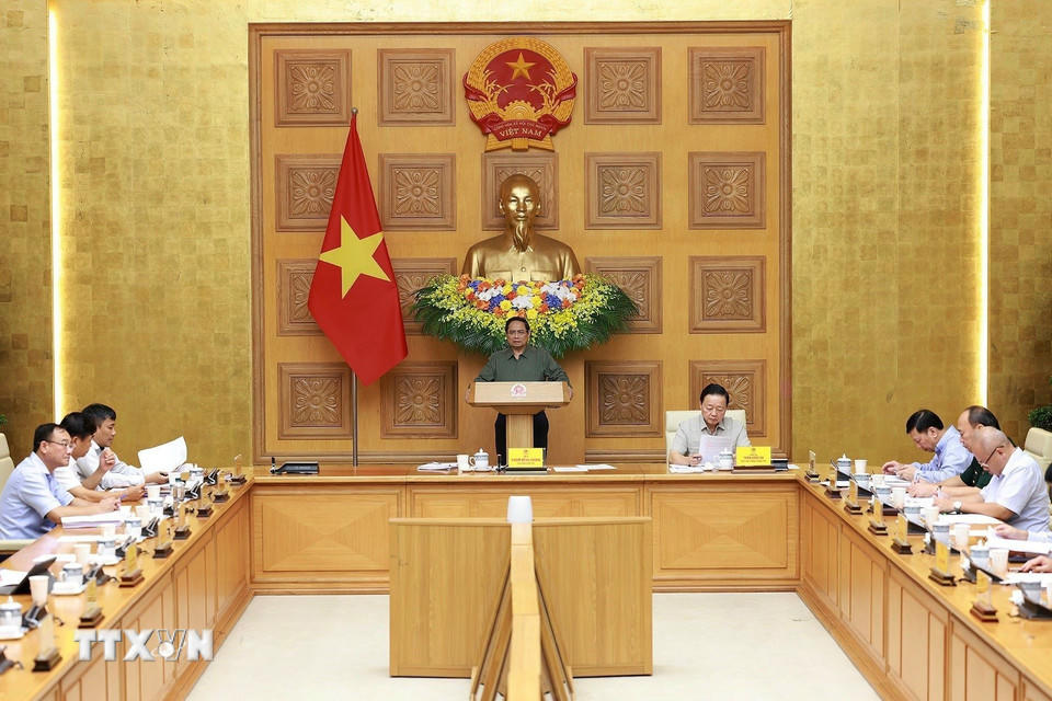 Thủ tướng Phạm Minh Chính chủ trì Phiên họp lần thứ 15 của Ban Chỉ đạo Quốc gia về chống khai thác hải sản bất hợp pháp. (Ảnh: Dương Giang/TTXVN)