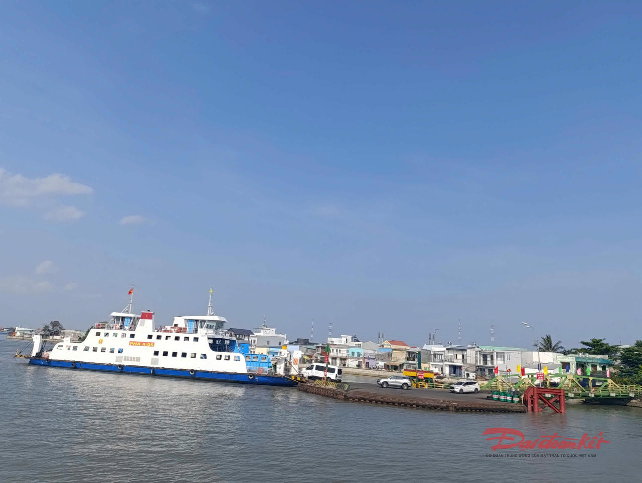 Khu vực phà Bình Khánh hiện hữu (ảnh chụp vào trưa 1/10/2025). Ảnh: Hồng Phúc.