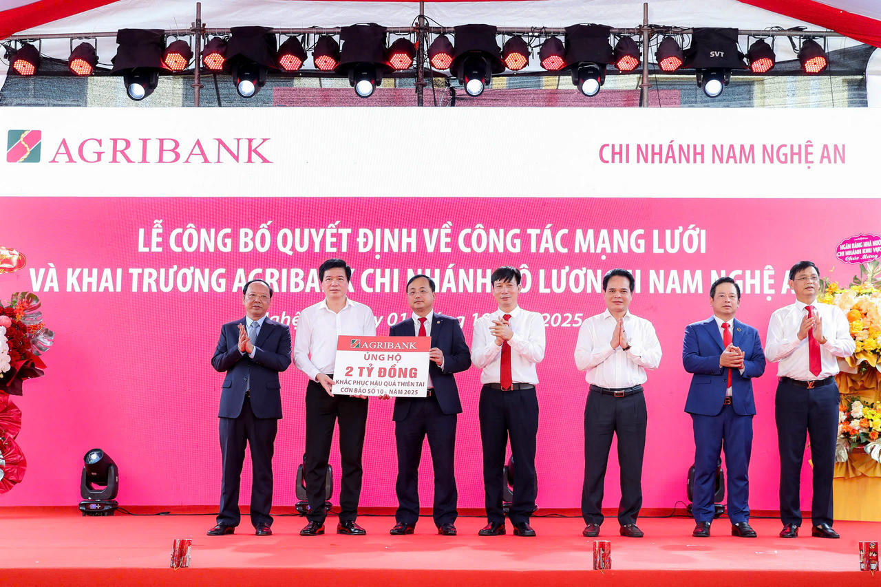 Chủ tịch HĐTV Agribank làm việc tại các chi nhánh trên địa bàn tỉnh Nghệ An, kịp thời chỉ đạo khắc phục hậu quả do bão lũ