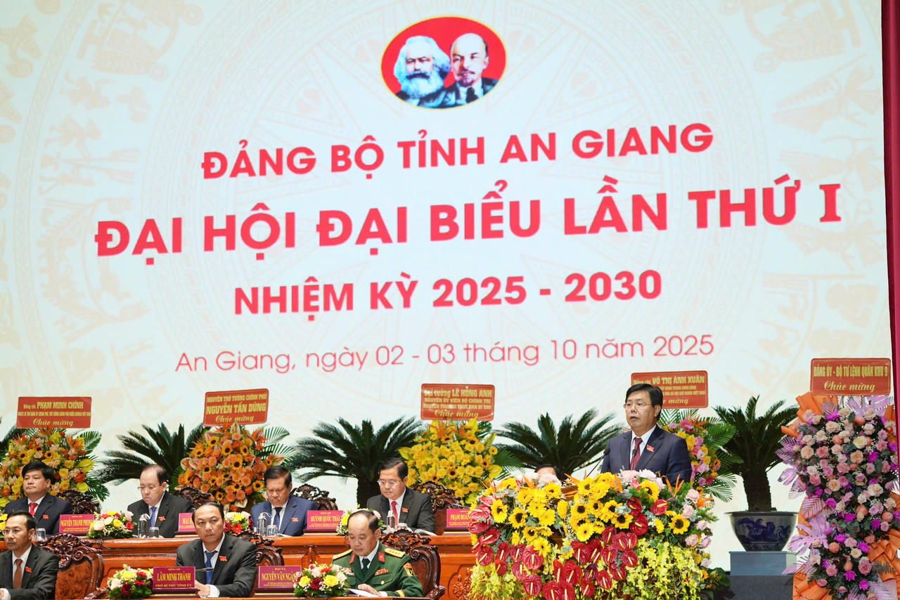 Bí thư Tỉnh uỷ An Giang Nguyễn Tiến Hải phát biểu khai mạc.