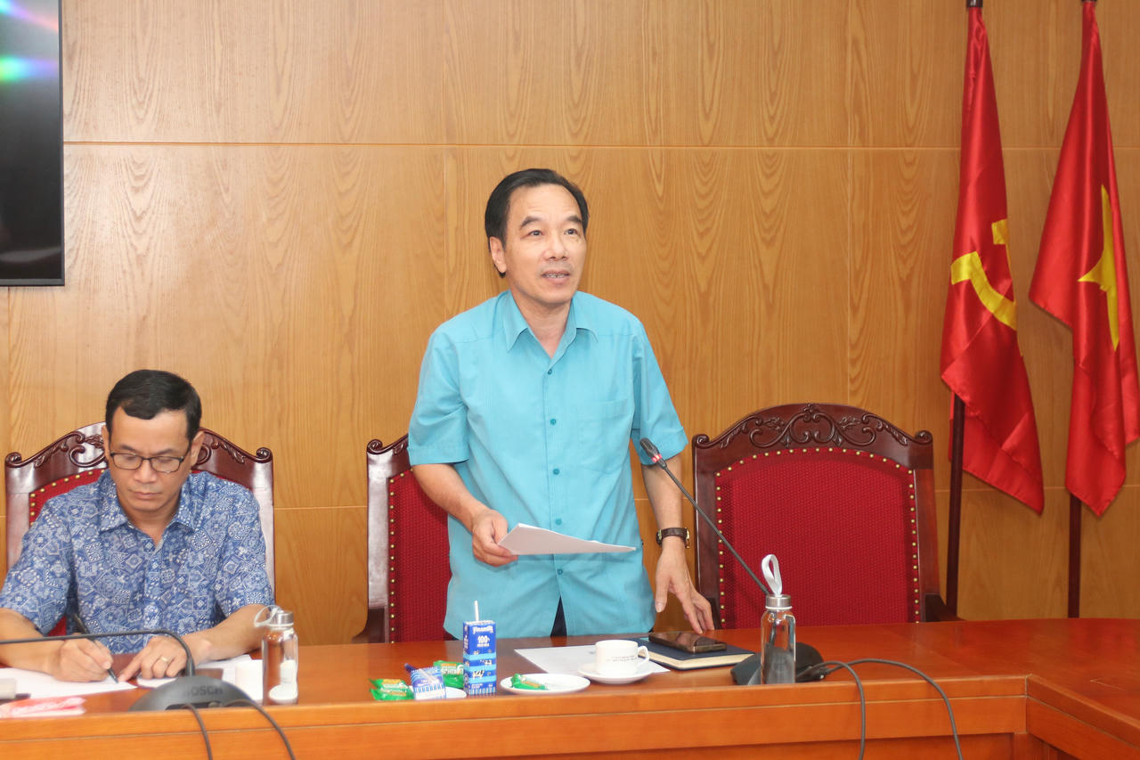 Ông Ngô Sách Thực, nguyên Phó Chủ tịch UBTƯ MTTQ Việt Nam phát biểu tại Hội nghị. Ảnh: Tiến Đạt.