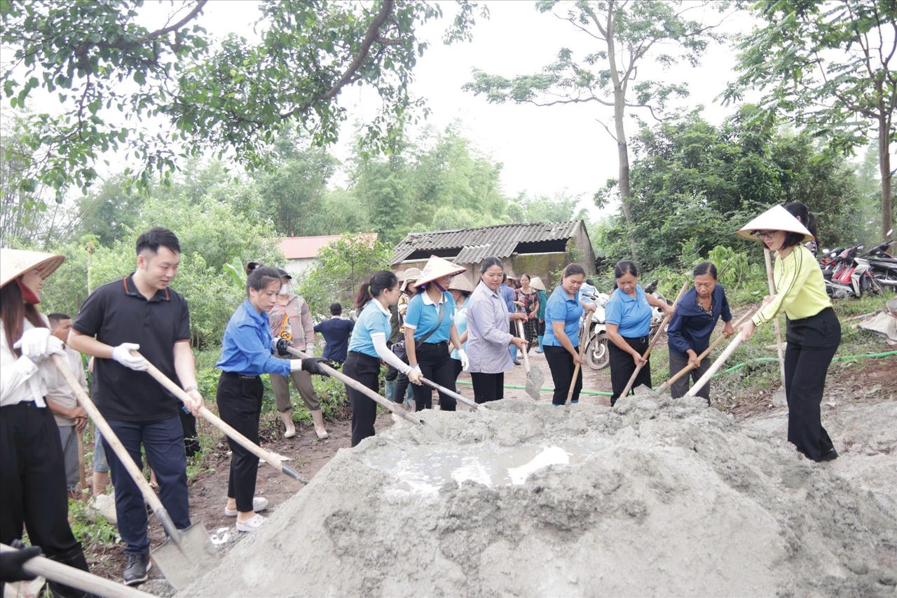 Tỉnh Lạng Sơn đã lồng ghép, phân bổ nguồn lực để triển khai xây dựng các công trình hạ tầng trong xây dựng nông thôn mới.