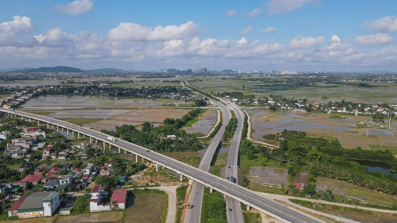 Đường cao tốc Bắc Nam. Ảnh: Quang Vinh.