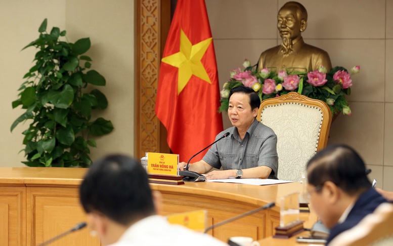 Phó Thủ tướng Trần Hồng Hà chủ trì cuộc họp. Ảnh: VGP/Minh Khôi