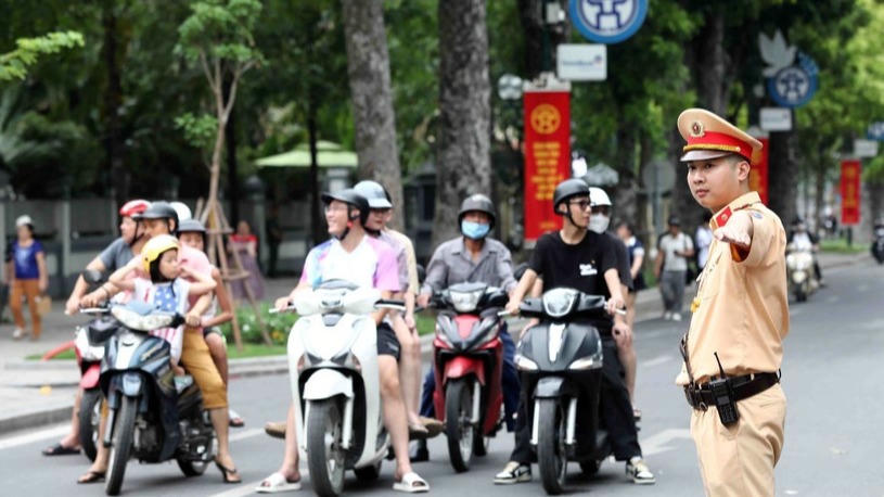 Triển khai phương án đảm bảo trật tự, an toàn giao thông dịp ký Công ước Hà Nội Triển khai phương án đảm bảo trật tự, an toàn giao thông dịp ký Công ước Hà Nội