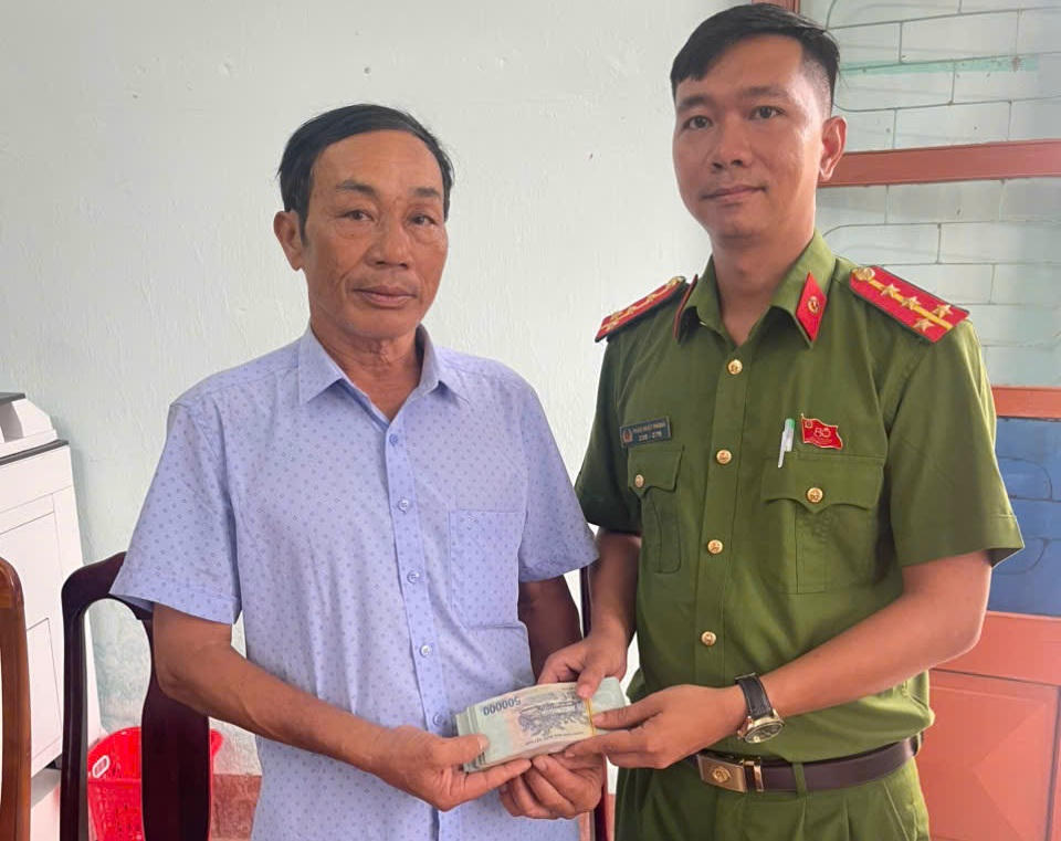 Ngay sau khi tiếp nhận tin báo, Công an xã Bắc Trạch đã tiến hành xác minh, làm rõ sự việc. Ảnh: CAQT.