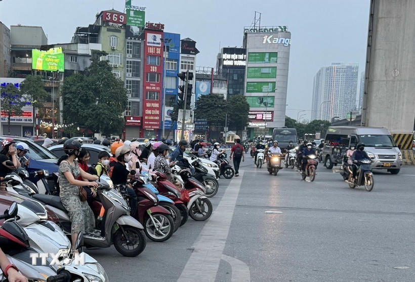 Không khí Hà Nội ở mức không tốt cho nhóm nhạy cảm. (Nguồn: TTXVN).