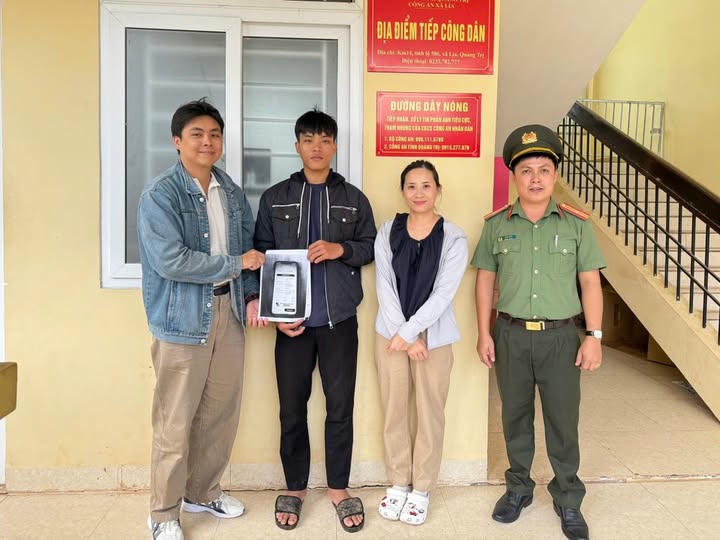 Tài khoản bất ngờ nhận 650 triệu đồng, thanh niên báo Công an tìm người trả lại  Tài khoản bất ngờ nhận 650 triệu đồng, thanh niên báo Công an tìm người trả lại