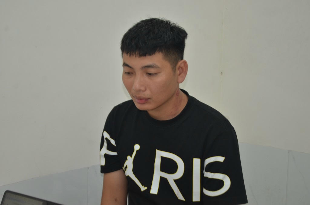 Đối tượng Bàn Văn Vỹ tại cơ quan chức năng. Công an tỉnh Nghệ An CC