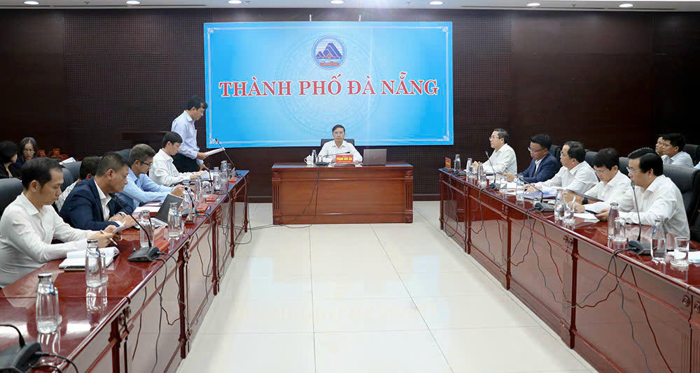 Quang cảnh cuộc họp. Ảnh: CV.