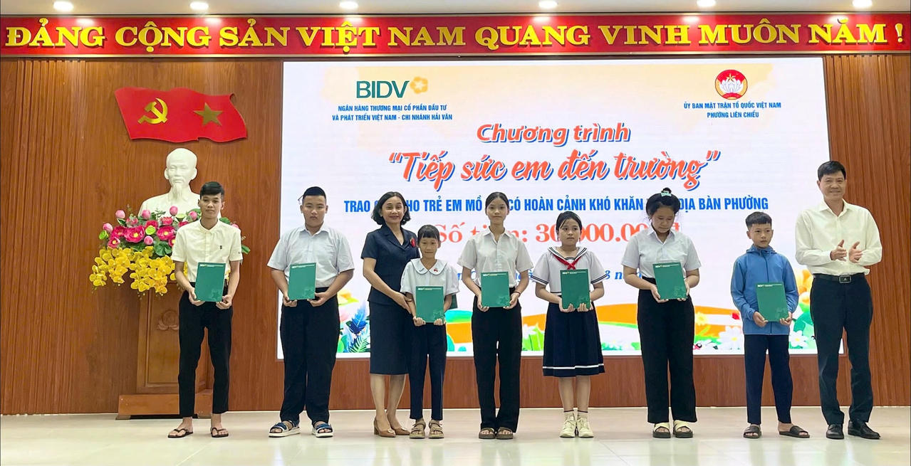 BIDV chi nhánh Hải Vân: Góp phần tăng niềm tin vào chính quyền 2 cấp hoạt động thông suốt, hiệu quả