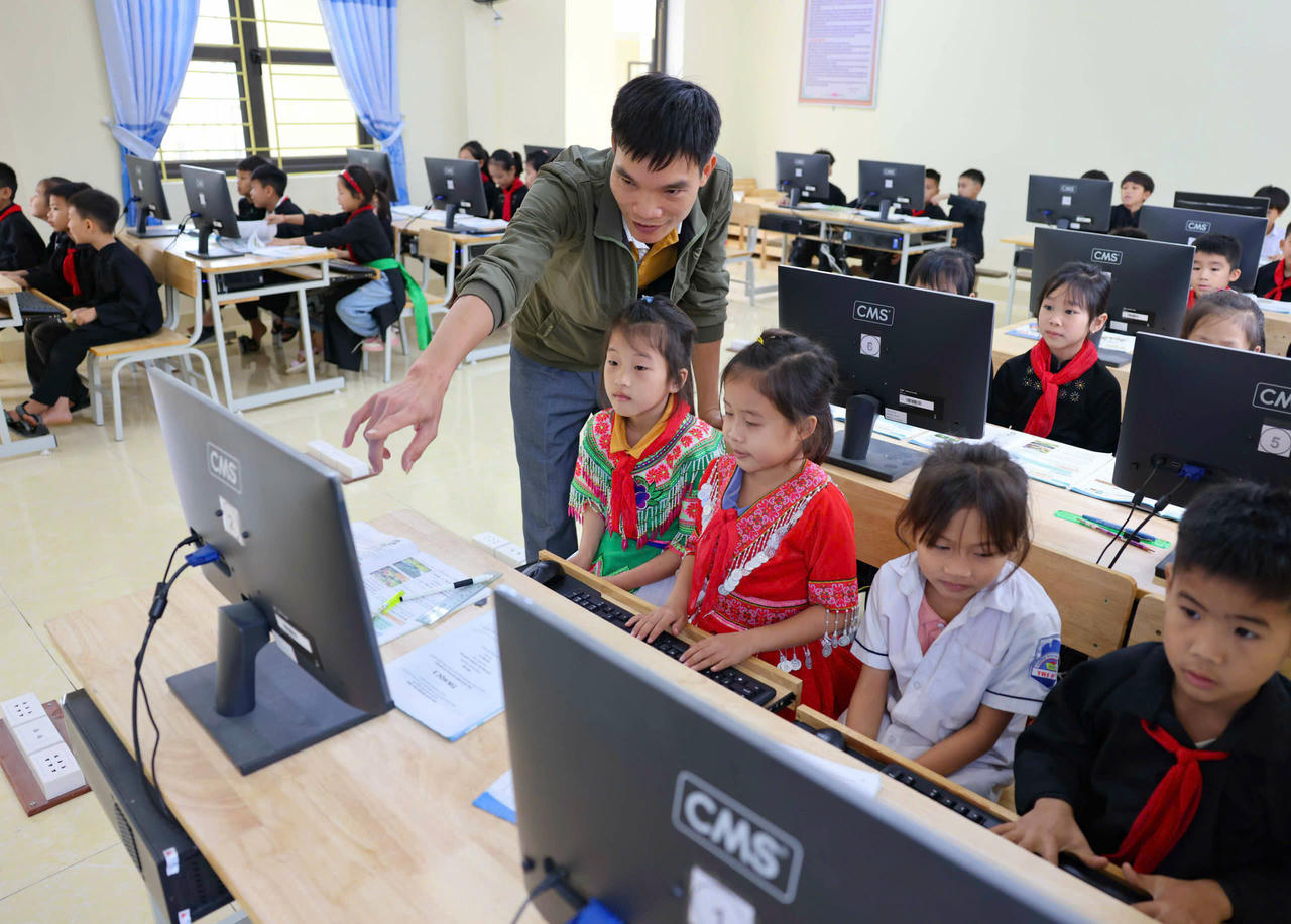 Những giờ học, hoạt động sôi nổi của học sinh Trường phổ thông dân tộc bán trú Tri Phú (Tuyên Quang). Ảnh: Thanh Tùng