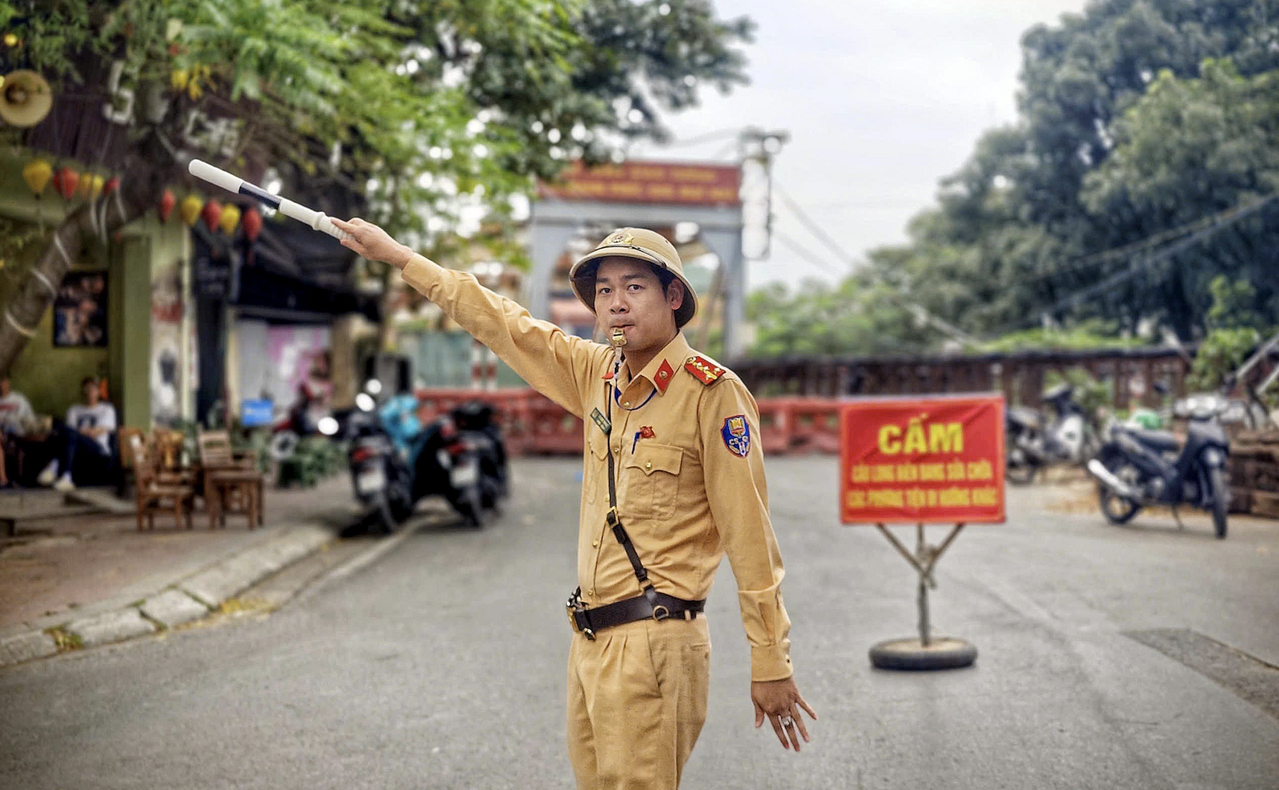 Hà Nội cấm 1 chiều phương tiện trên cầu Long Biên để phục vụ thi công sửa chữa định kỳ cầu Trần Nhật Duật.